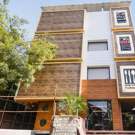 โรงแรมโกลเดน 1 Raipur  ภายนอก รูปภาพ